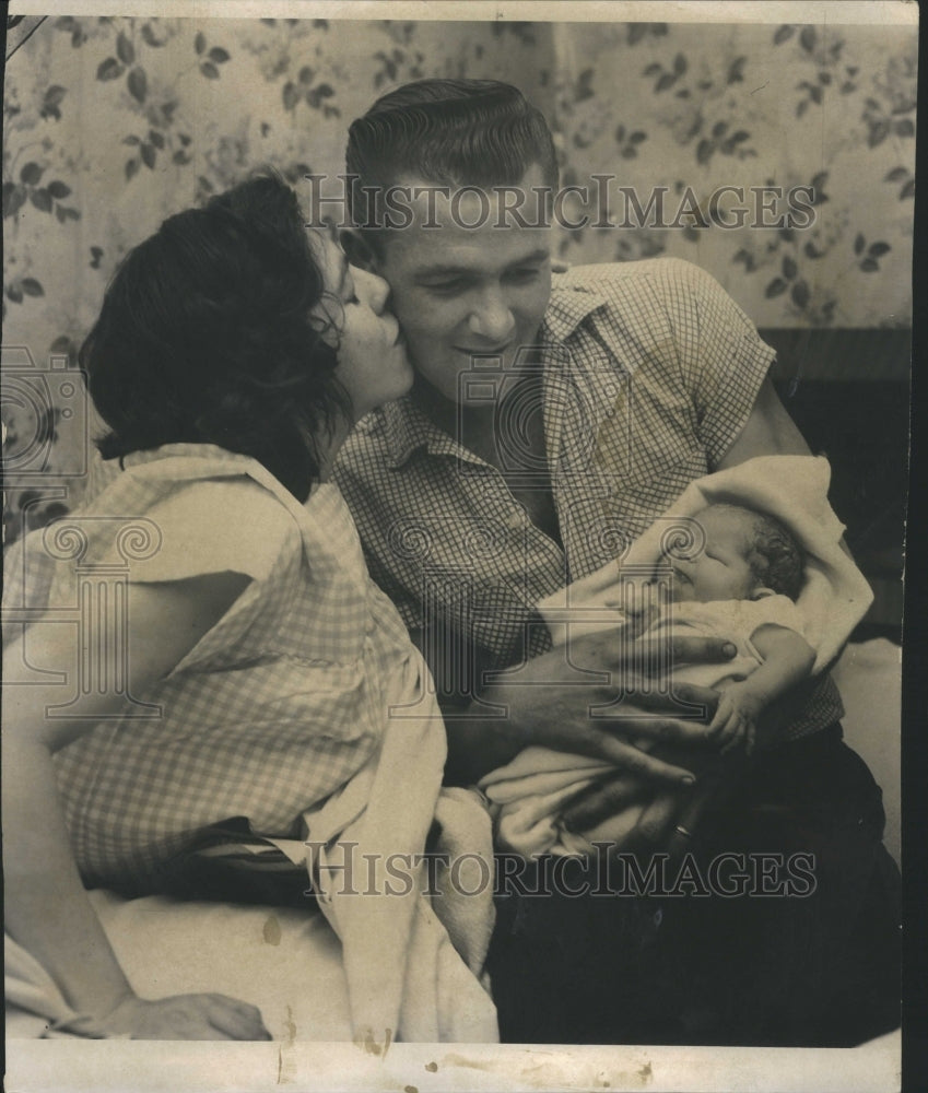 1963 John Moore Delivers His Own Daughter - Historic Images