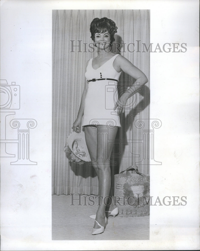1969 Marion Herrington Glamour Grandmother - Historic Images