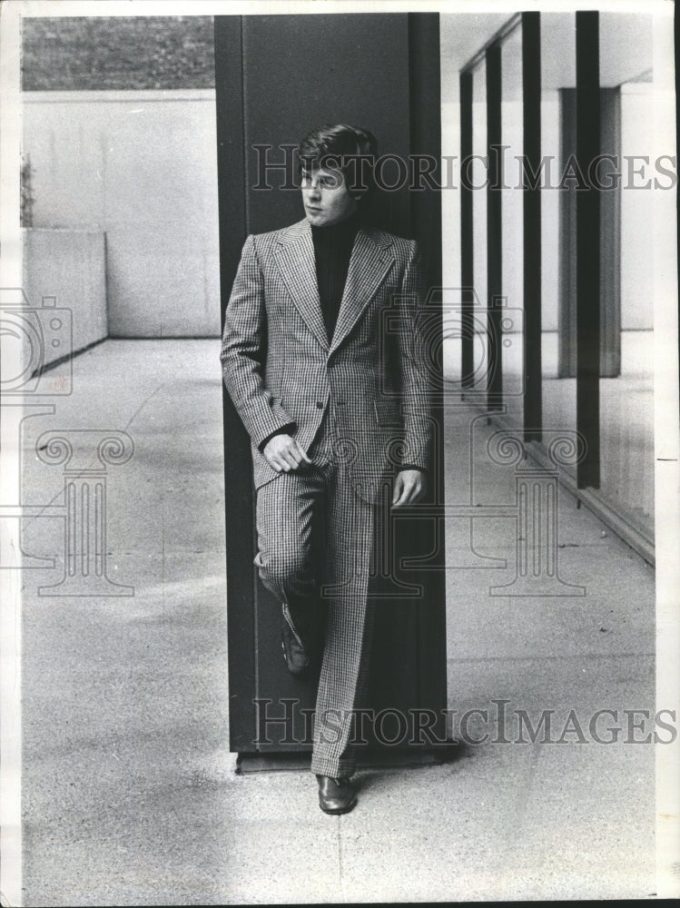 1971 Bonwits men shop Danny Zaregn Coat - Historic Images