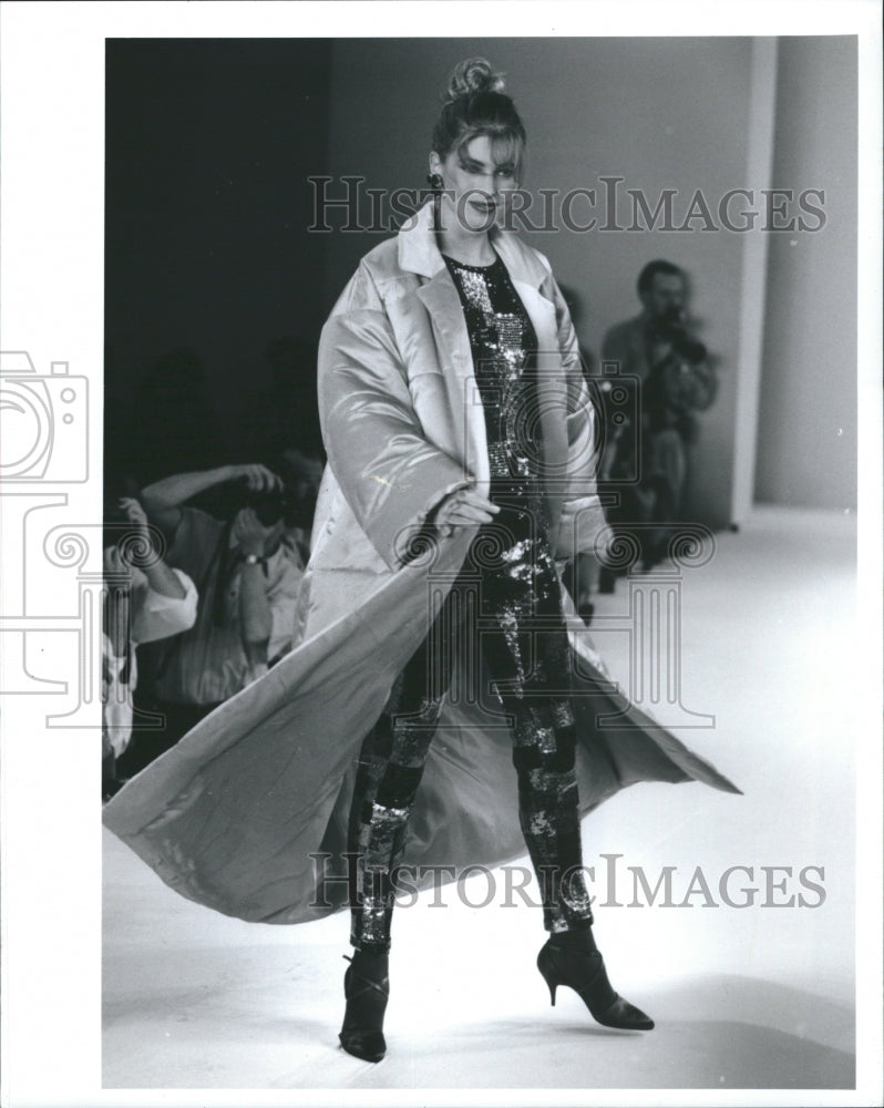 1991 Adrienne Vittadini Green Satin Coat - Historic Images