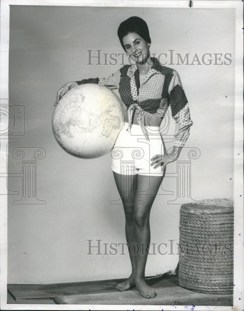 1963 Carol Grace American Actress Author - Historic Images