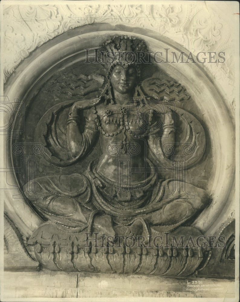  Modeled Decoration of a Hindu Princess - Historic Images