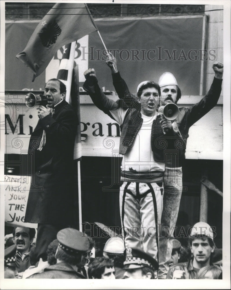 1989 Albanians Protest - Historic Images