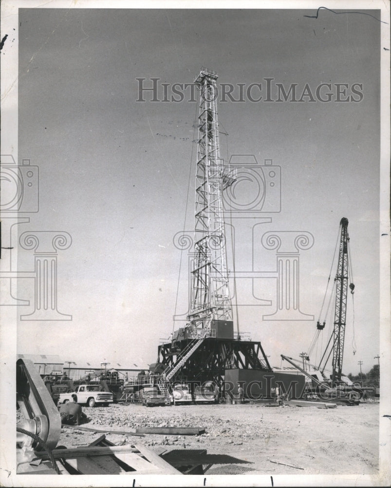 1967 Oil Drilling Rig - Historic Images