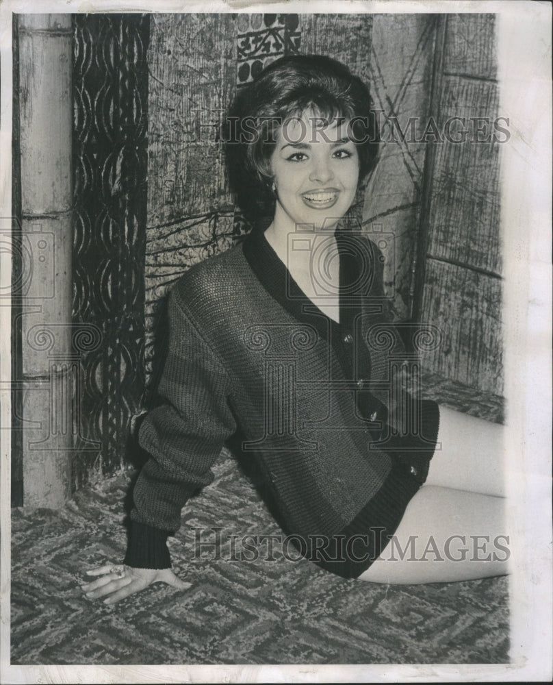 1963 Woman Sweater Cardigan Jantzen - Historic Images