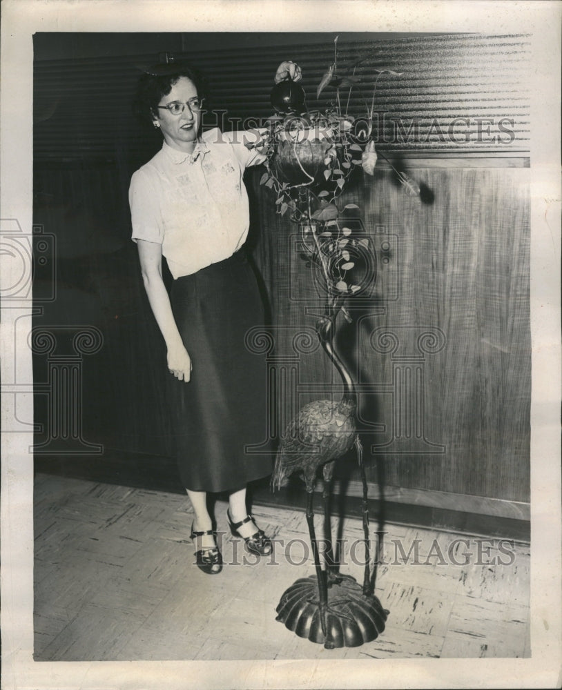 1955 Antique Mrs Lyon Flower Pelican - Historic Images
