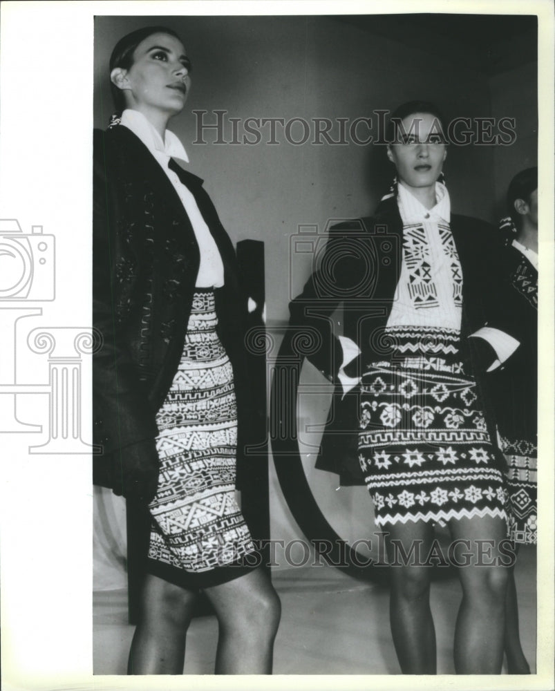 1988 Fashion Woman - Historic Images