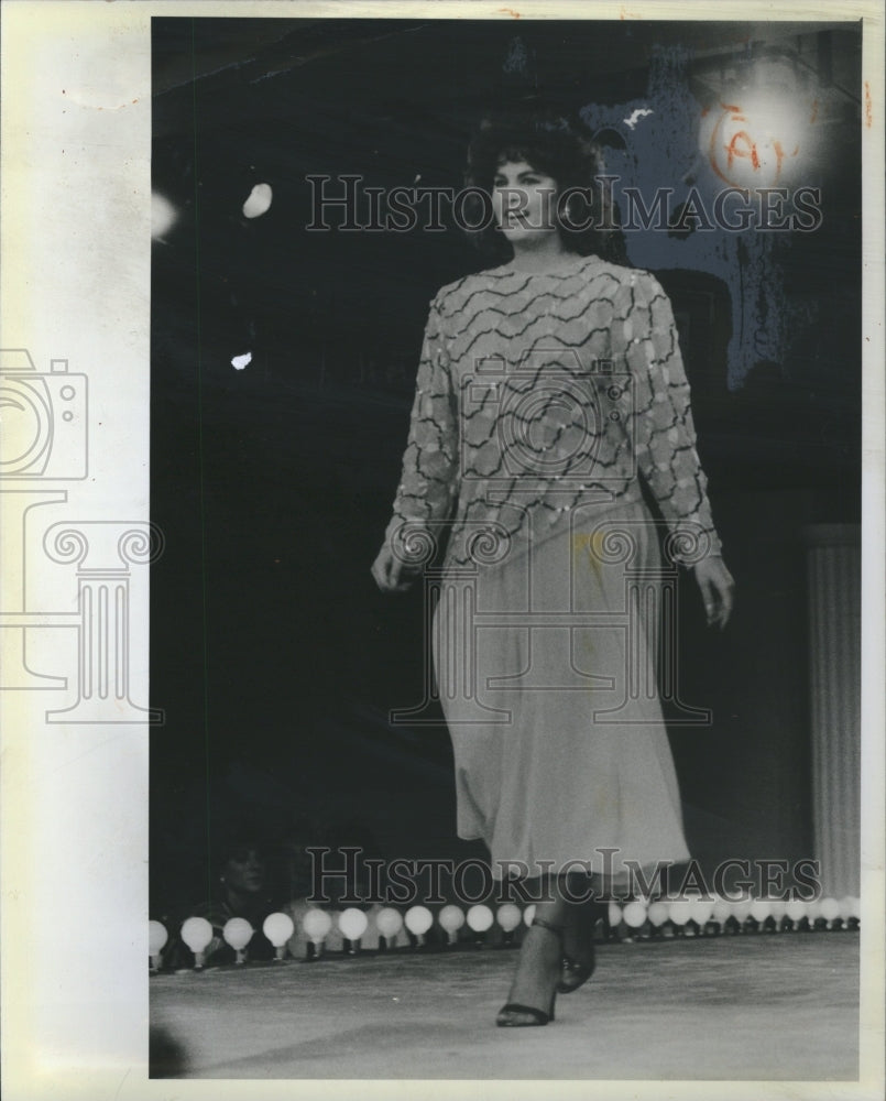 1985 Harve Benard Fashions Dress - Historic Images