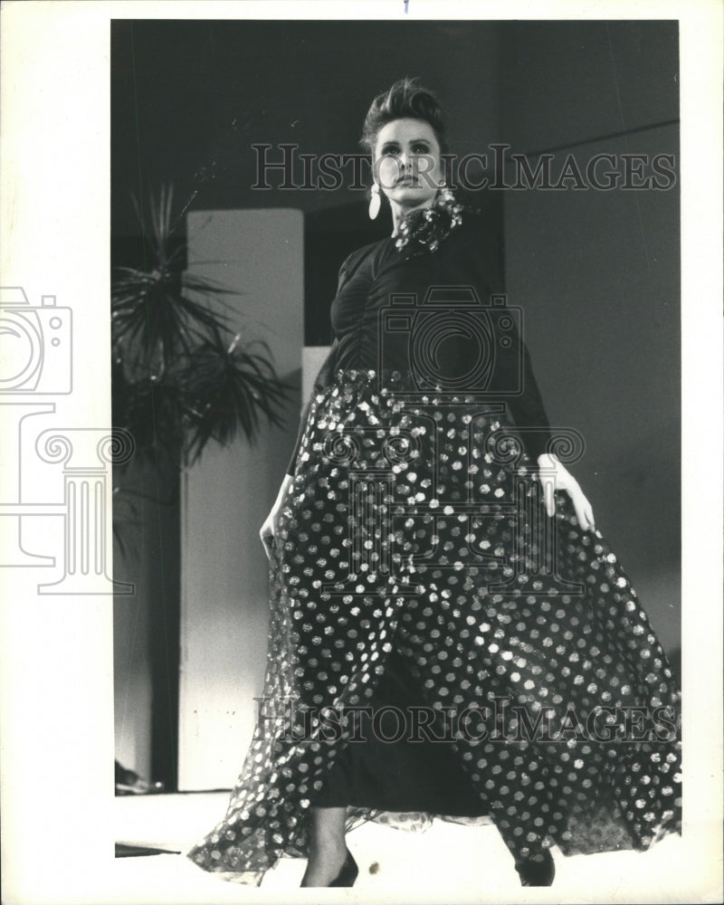 1987 Woman Wool Jersy Gown Lame Lace Skirt - Historic Images