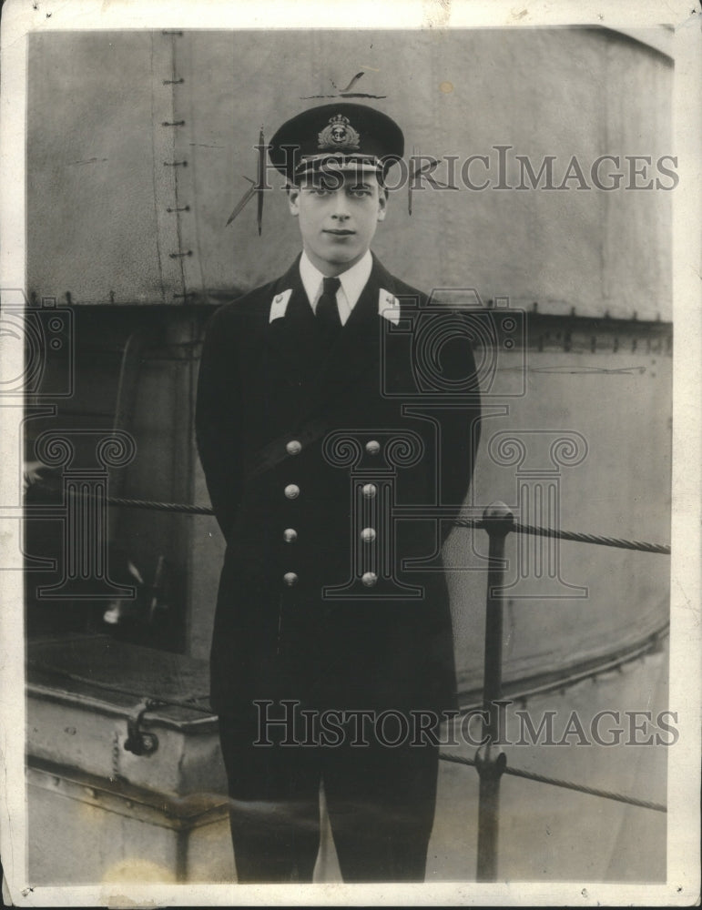 1923 Geogre Prince Officier Uniform Stand - Historic Images
