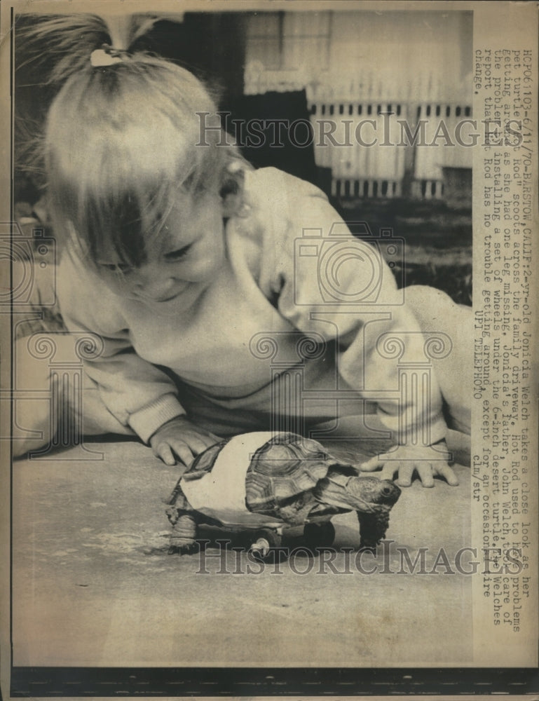 1970 Jonicia Welch and her Turtle - Historic Images