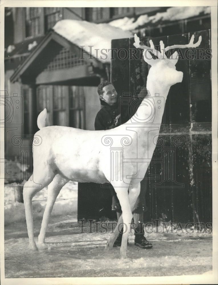 1936 Dartmouth College Deer Statue - Historic Images
