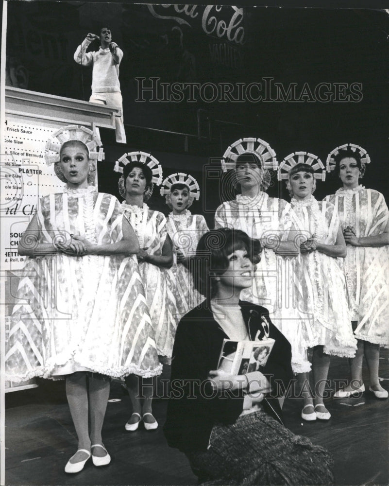 1977 Grease the play - Historic Images