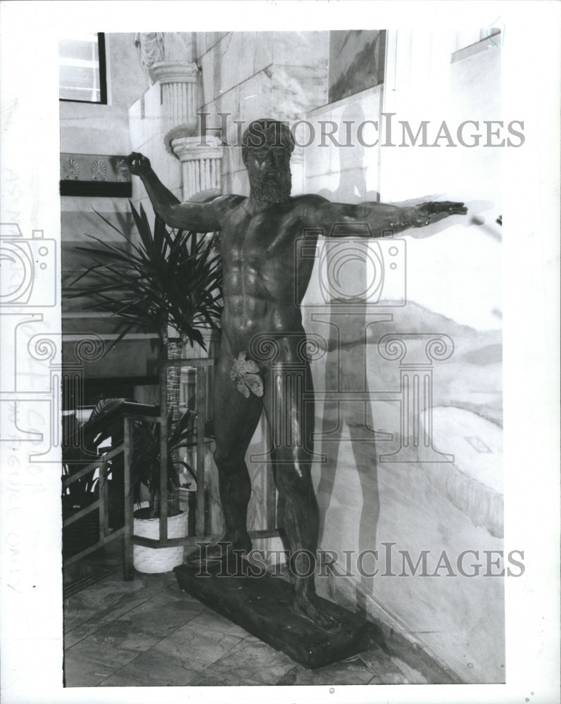 1990 Greek Sculpture - Historic Images