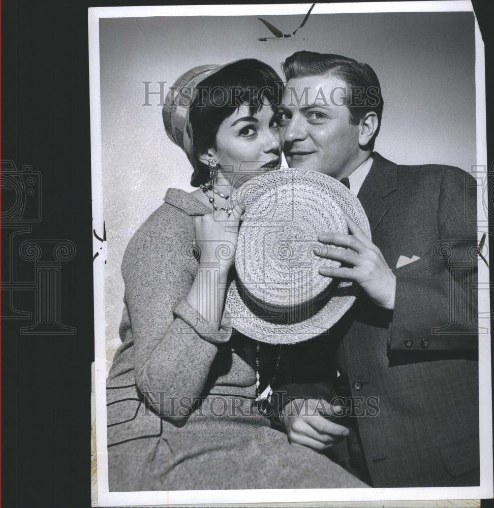 1957 Musical Newman Actress Singer Award - Historic Images