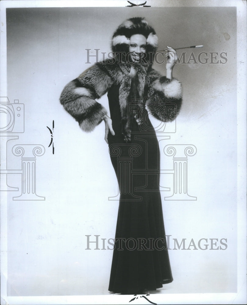 1973 Furs - Historic Images