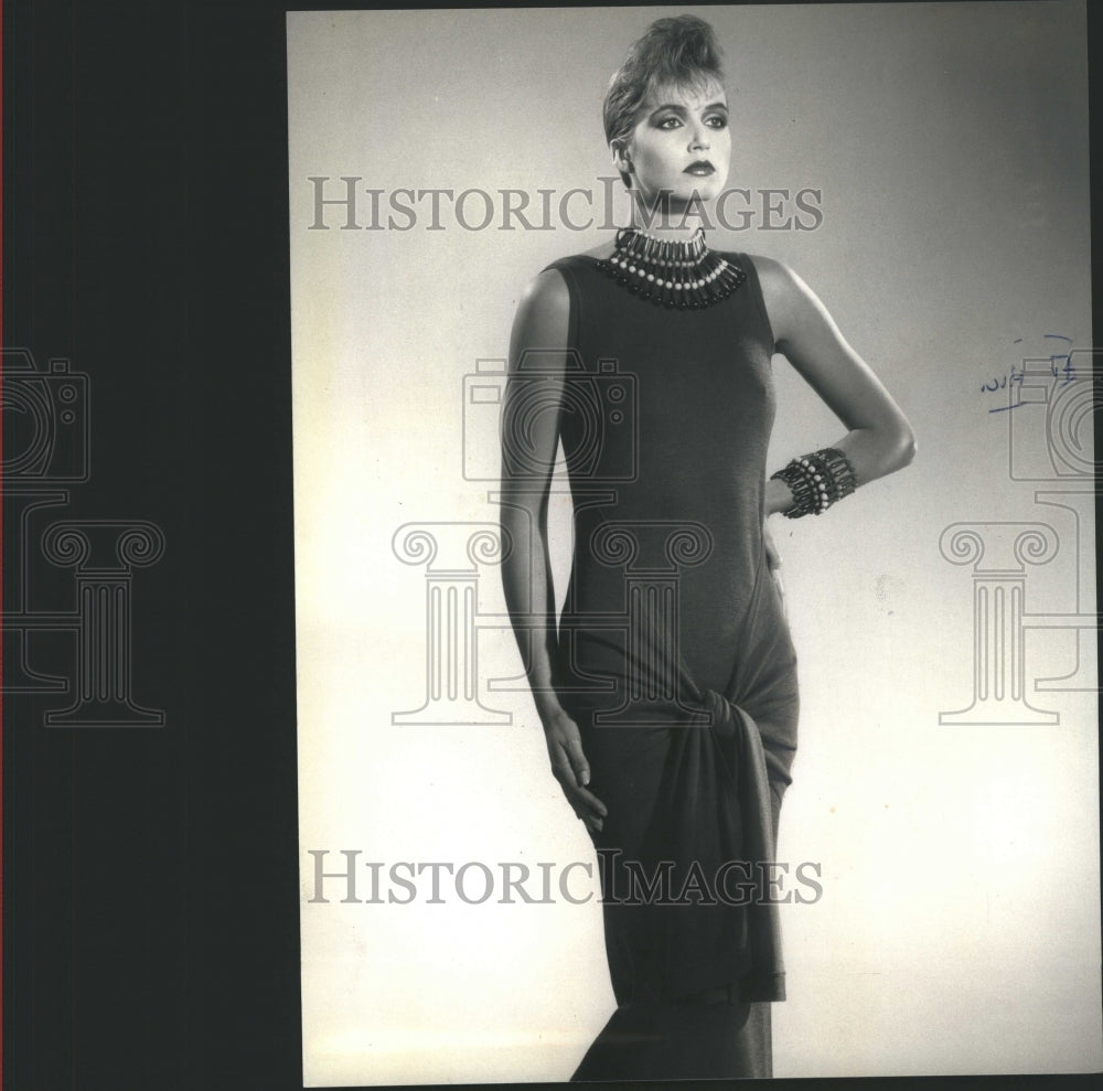 1986 Fashion General Term Popular StyleLook - Historic Images