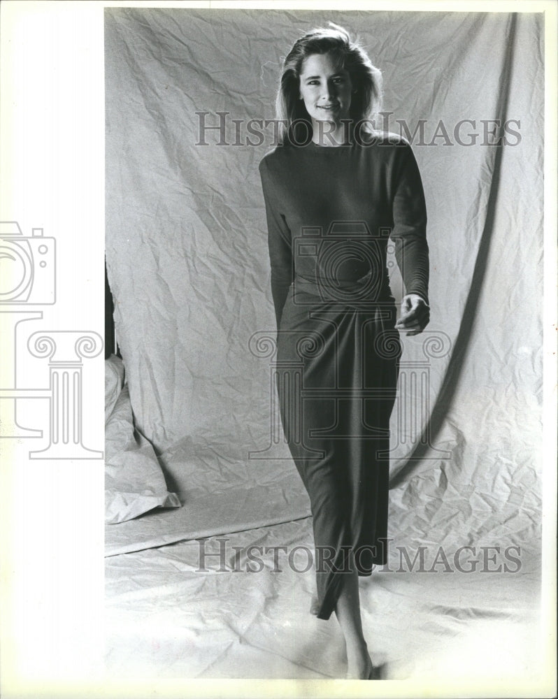 1986 Dress Person Fashion Accessories Foot - Historic Images