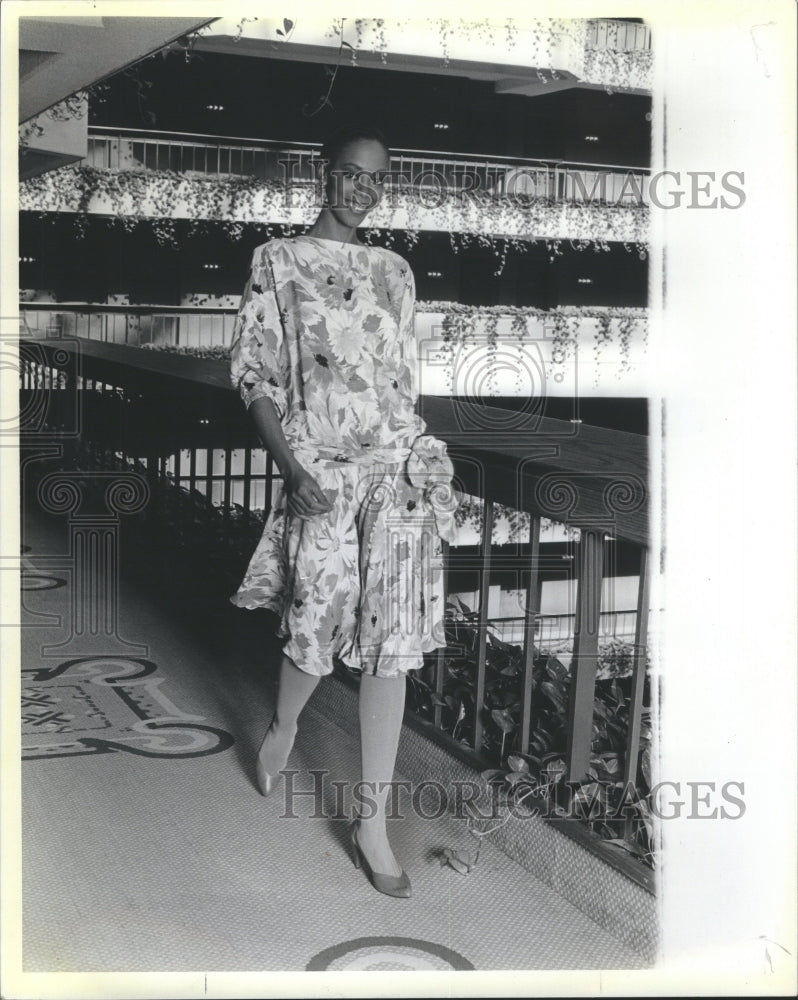 1985 Soft-Skirt, Rayon Crepe Hip Wrap Dress - Historic Images