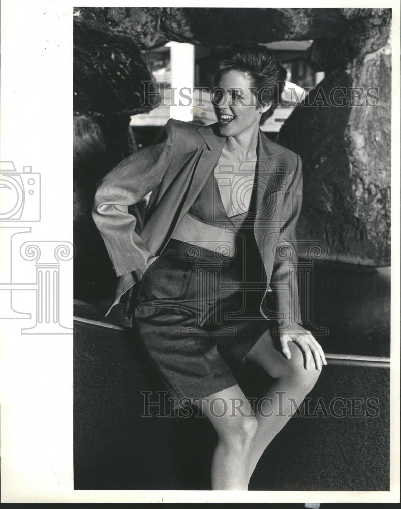 1985 Women's spring fashion - Historic Images
