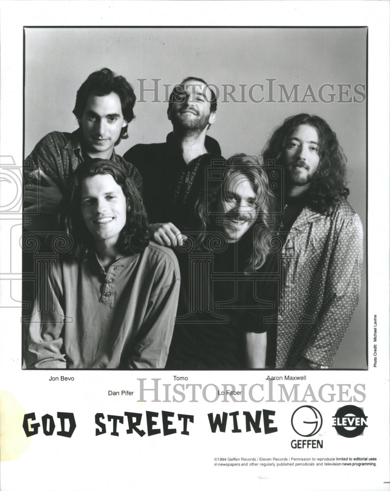 1995 God Street Wine (also known as GSW) - Historic Images