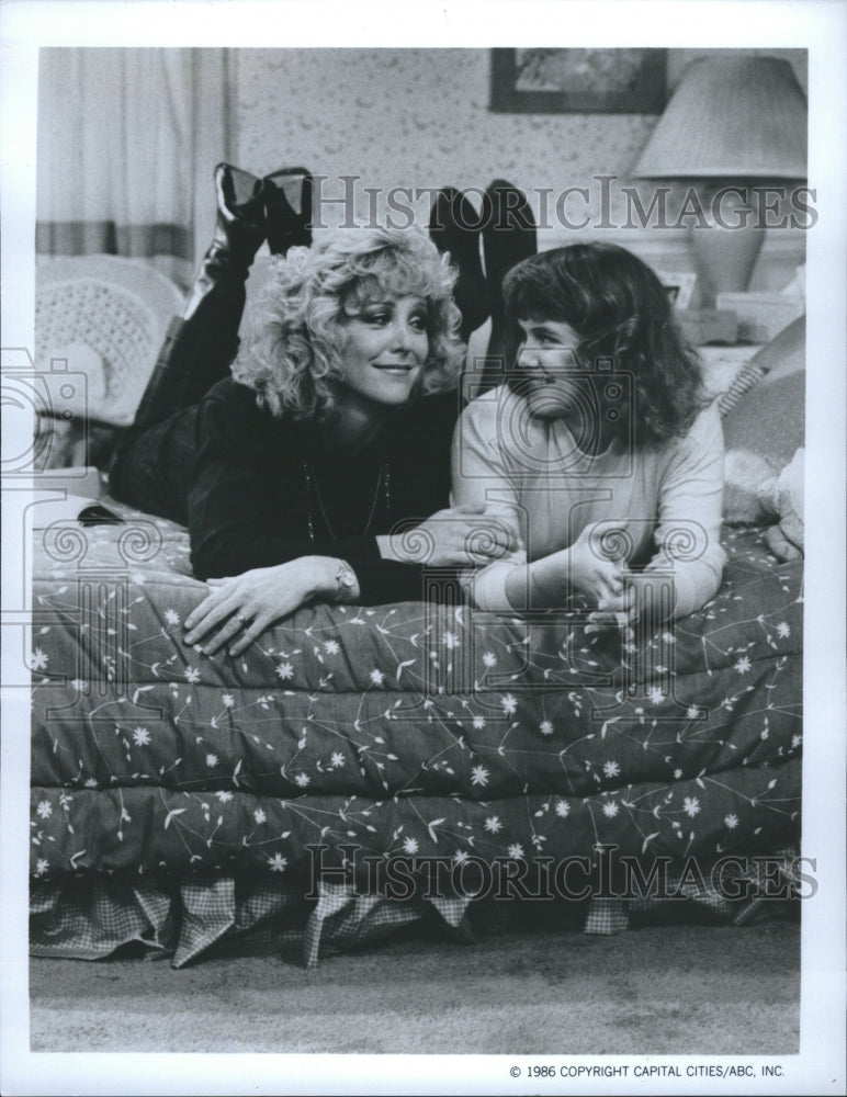 1986 Joanna Kerns Tracey Gold Growing Pains - Historic Images