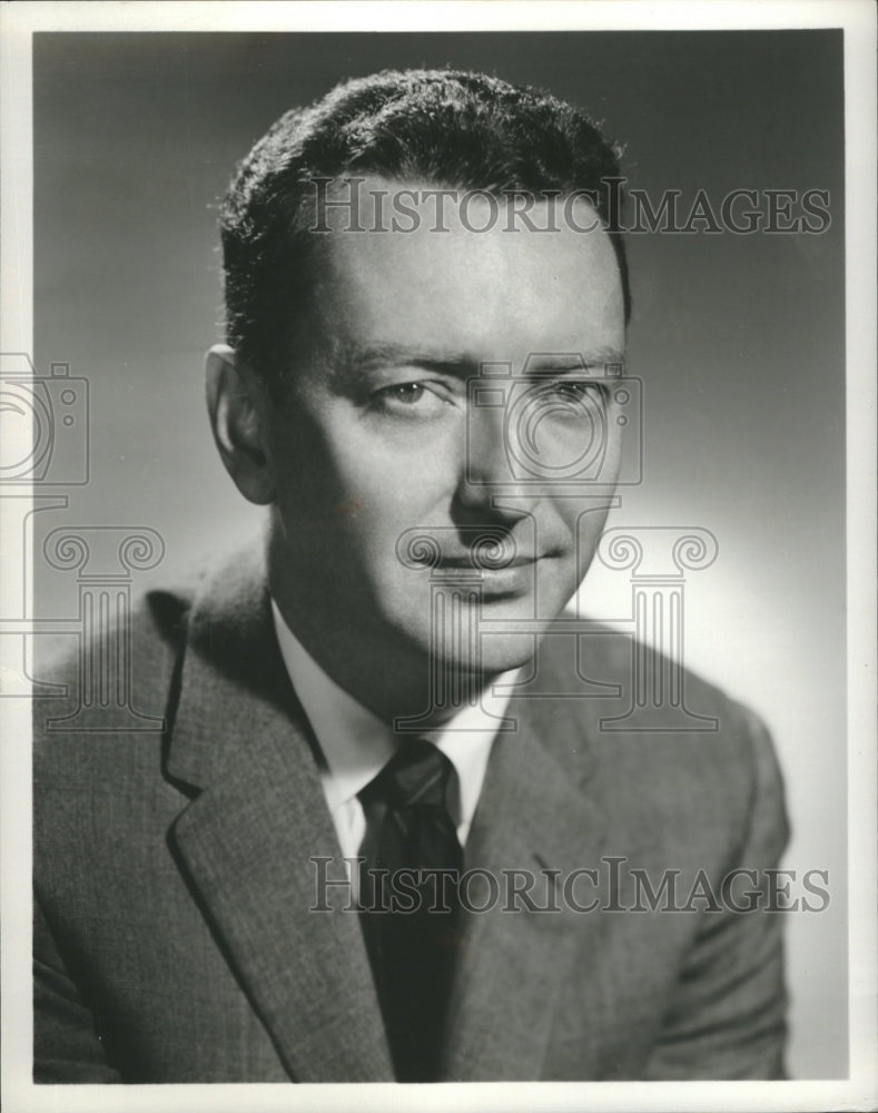 1963 Newsman Julian Goodman - Historic Images