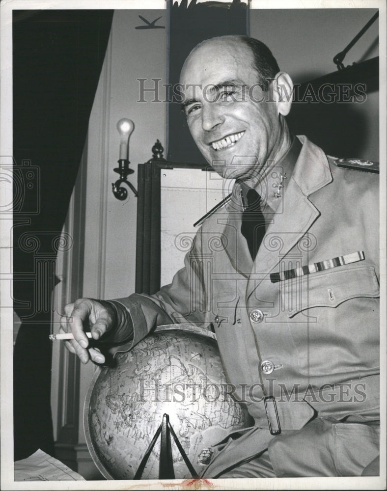 1942 Vice Admiral William A. Galssford - Historic Images