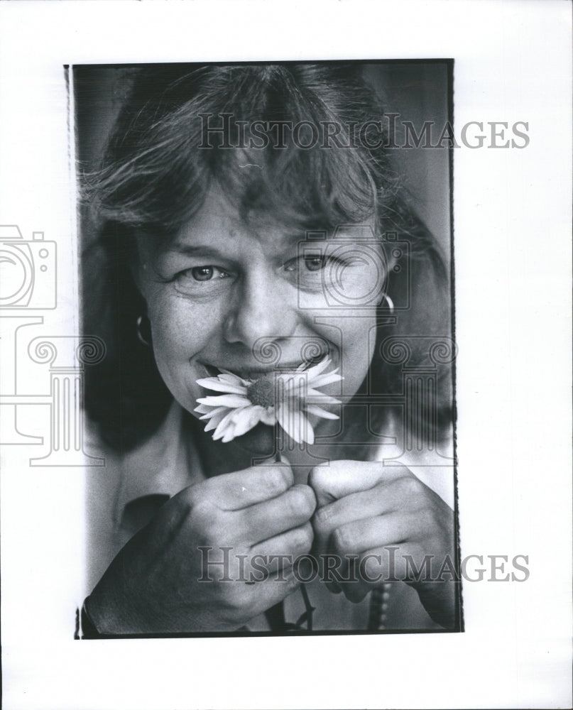 1975 of Estella Parsons - Historic Images
