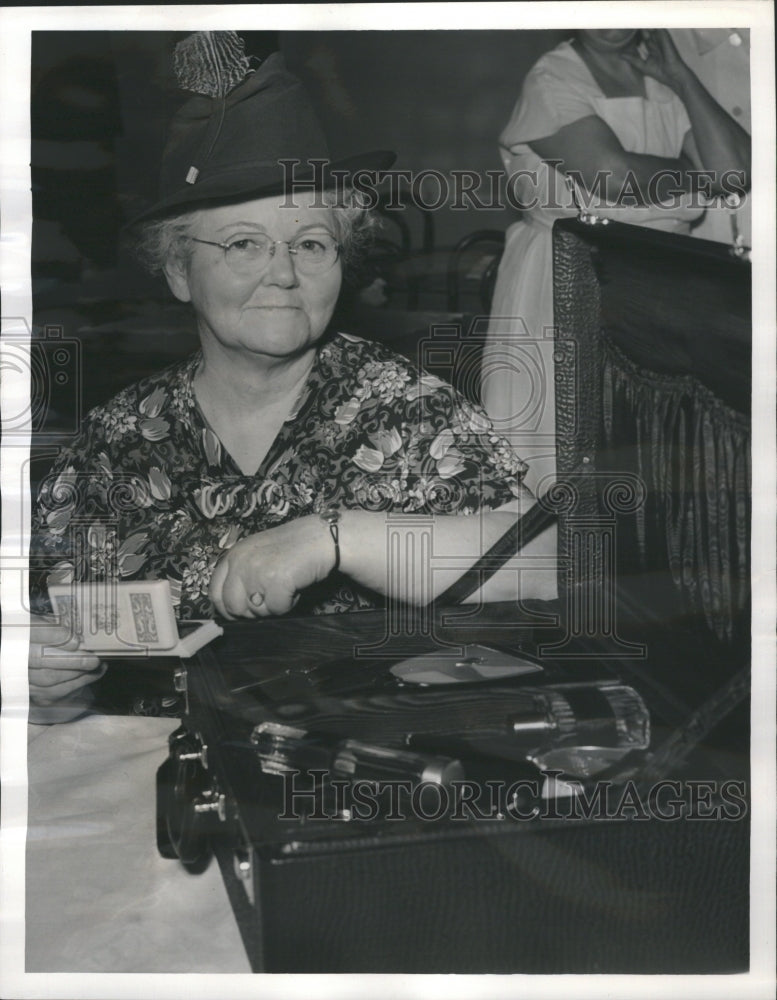 1940 Mary E. Glinnan Retired Seamstress - Historic Images