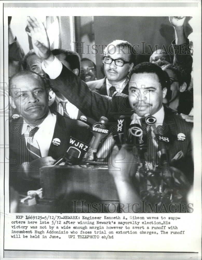 1970 Kenneth Allen Gibson elected Mayor - Historic Images