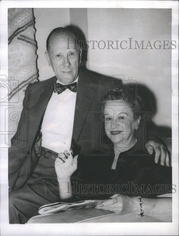 1958 Lewis C. Frank With Wife - Historic Images