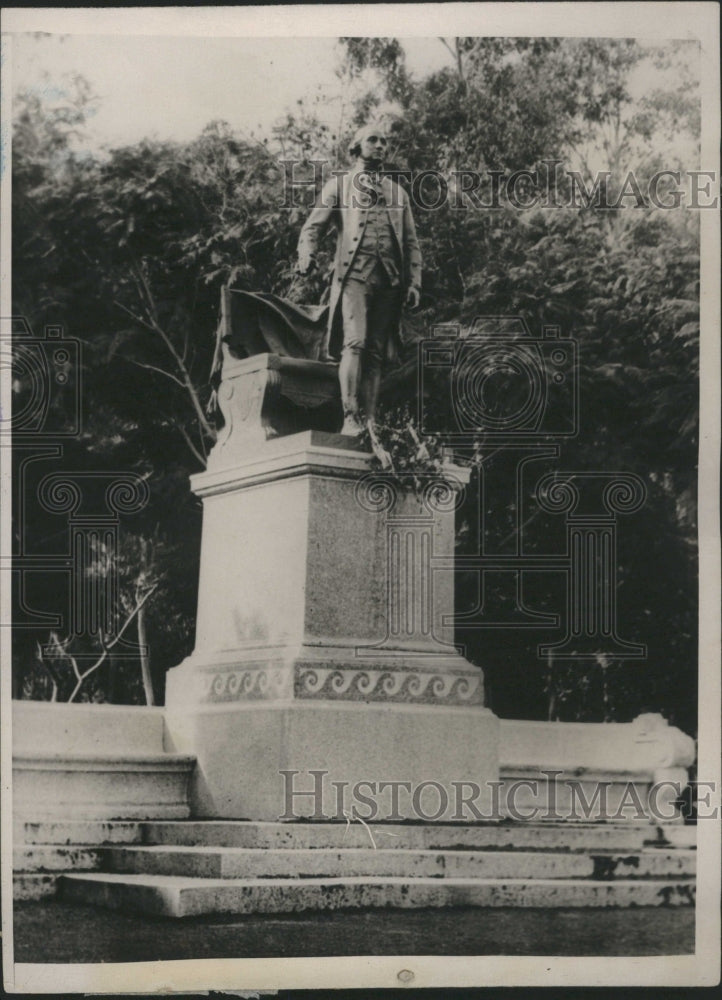 1929 Memorial George Washington Standing  - Historic Images