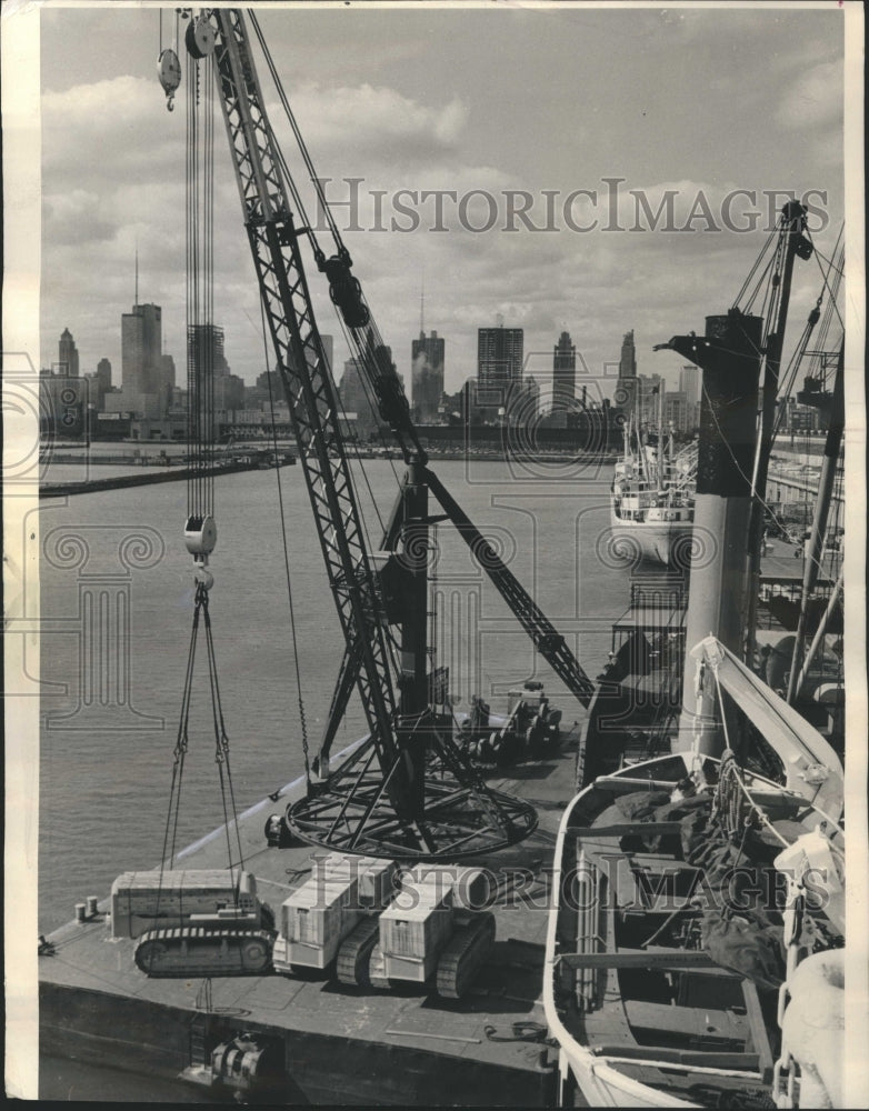 1964 Floating Crane Chicago - Historic Images