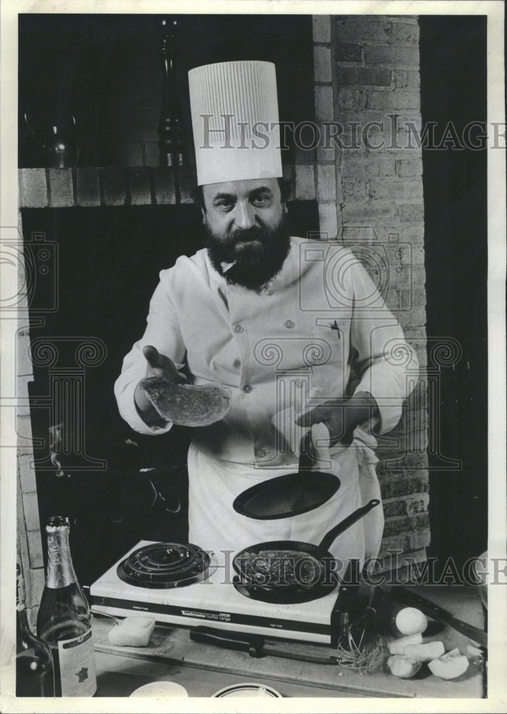 1982 Crepes - Historic Images