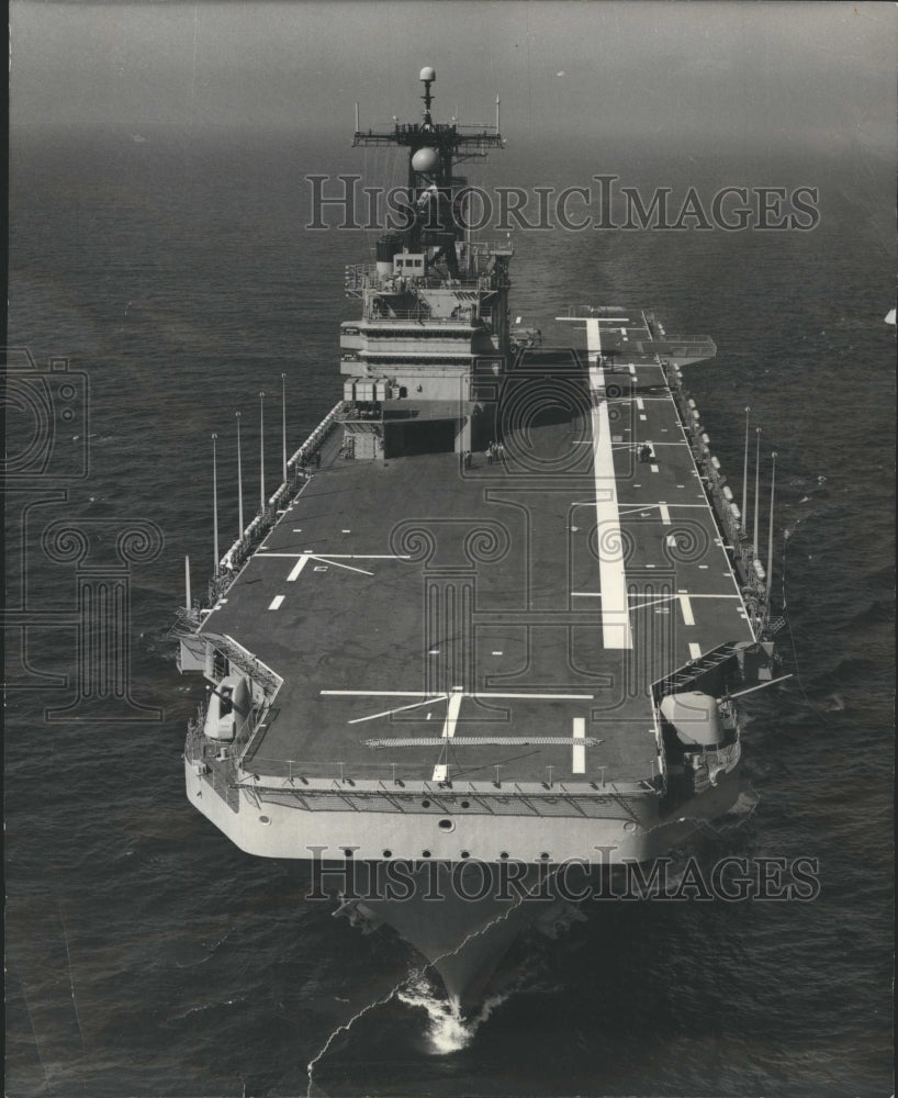 1976 LHA1 Navy Assault Ship Tarawa - Historic Images