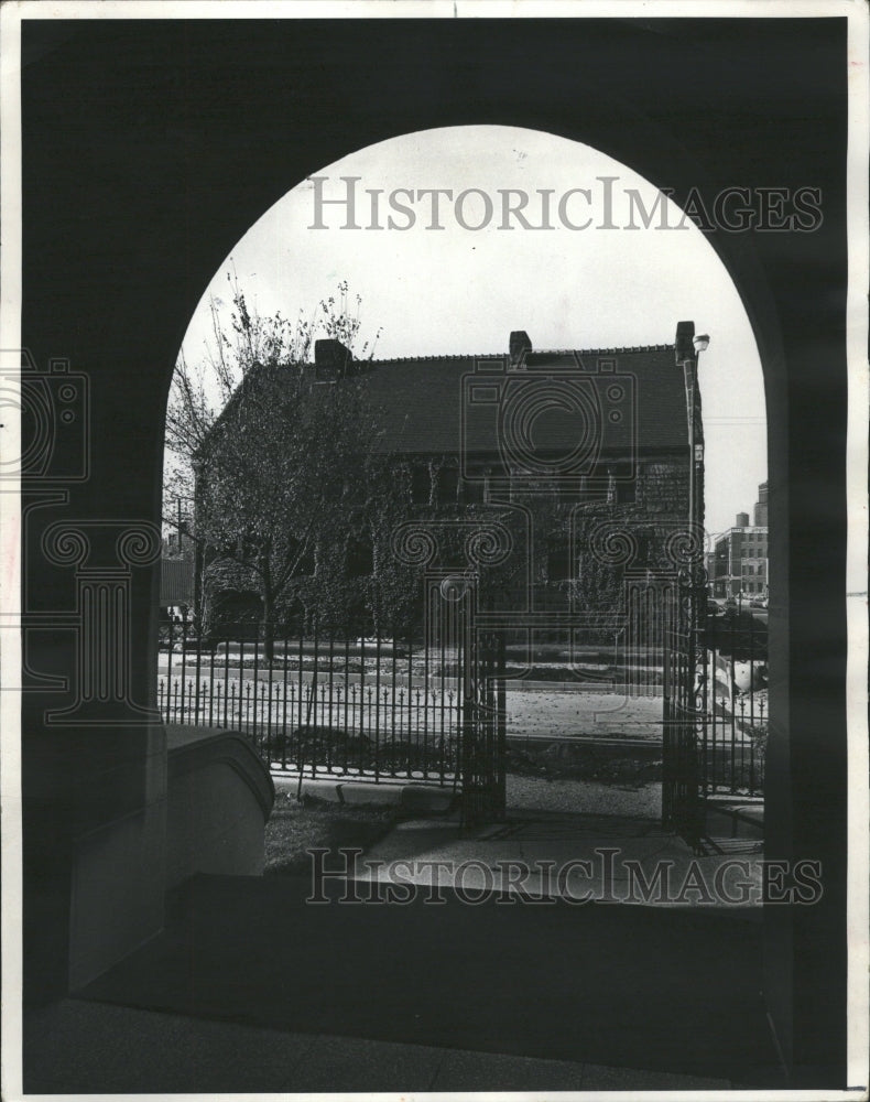 1978 Old Farming Houses - Historic Images