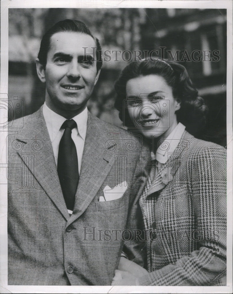 1949 Tyrone Powers and wife Linda - Historic Images