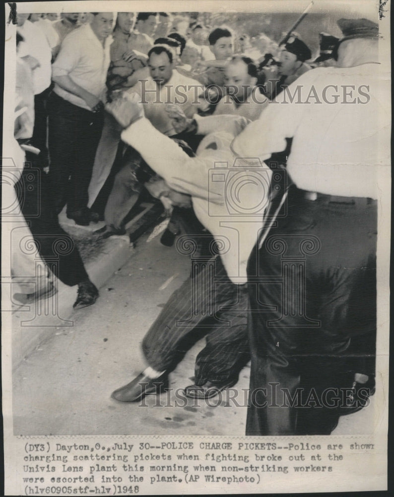 1948 Press Photo Public Draw Event Cause Picketers - Historic Images