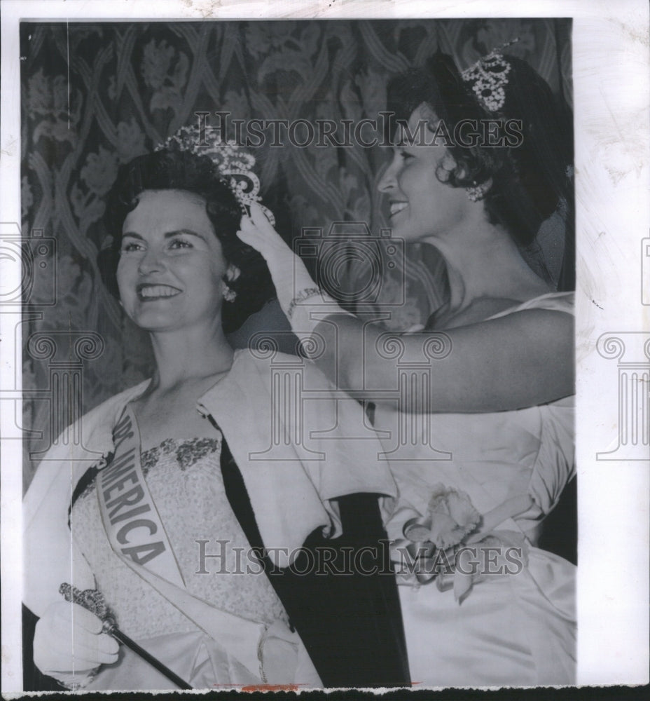 1961 Mrs. Cleve B. Masson Jr. Mrs America - Historic Images