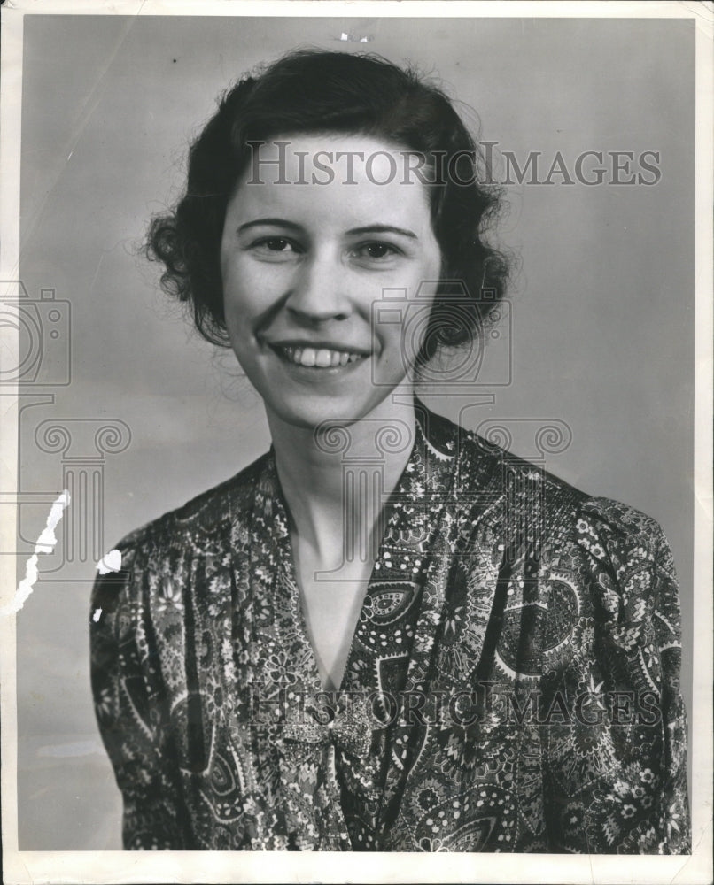 1938 Justine Pearsall Spelling Bee Champ - Historic Images