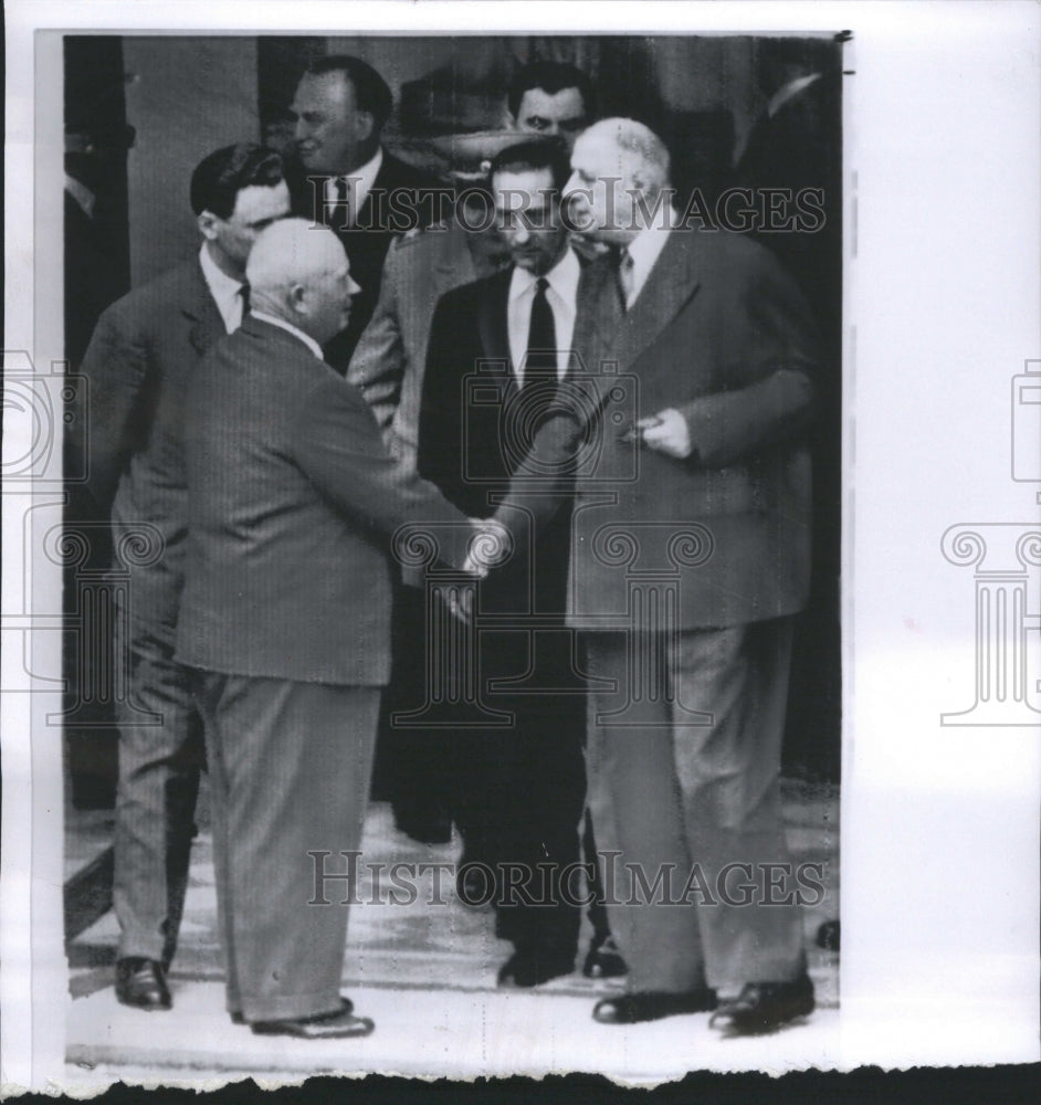 1960 Khrushchev Bids De Gaulle - Historic Images