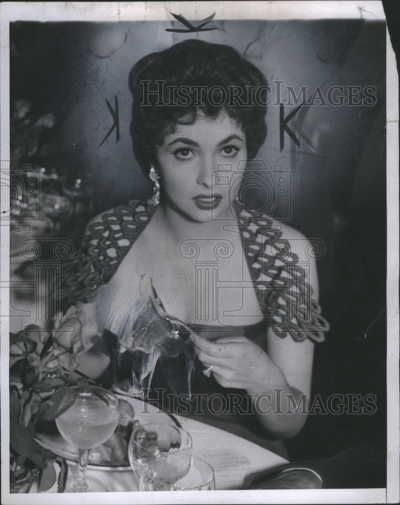 1954 Gina Lollobrigida Actress Photojournal - Historic Images