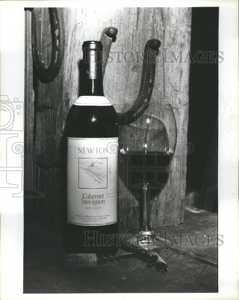 1985 Wine - Historic Images