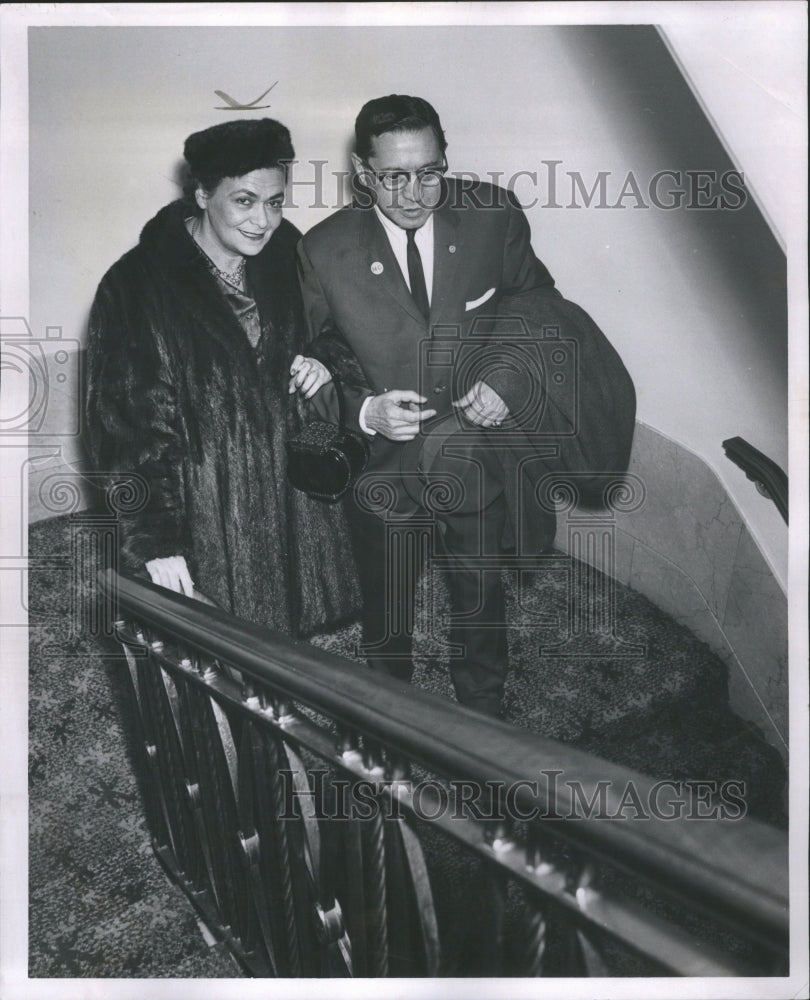 1963 Myra Wolfgang Moe Leave Statler - Historic Images