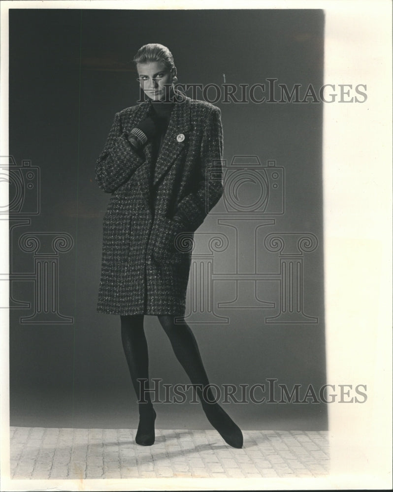 1987 Fall coats by Larry Levine - Historic Images