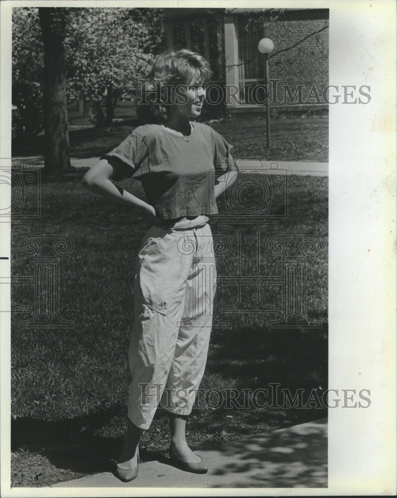 1985 Fashion Lake Forest College - Historic Images