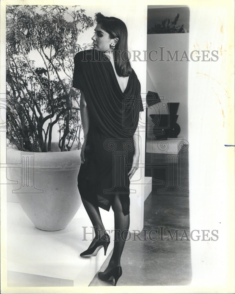 1985 Rimini Matte Jersey Dress Caerson - Historic Images