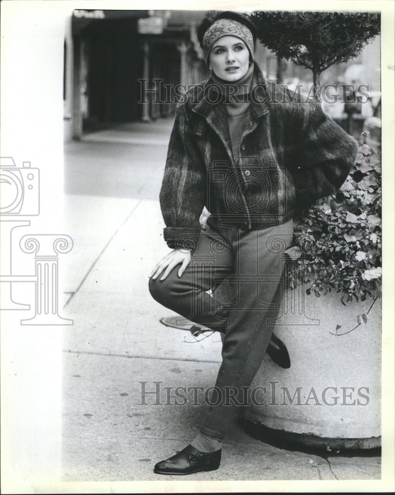 1985 Mary Jane Mercasiano&#39;s plaid mohair ja - Historic Images