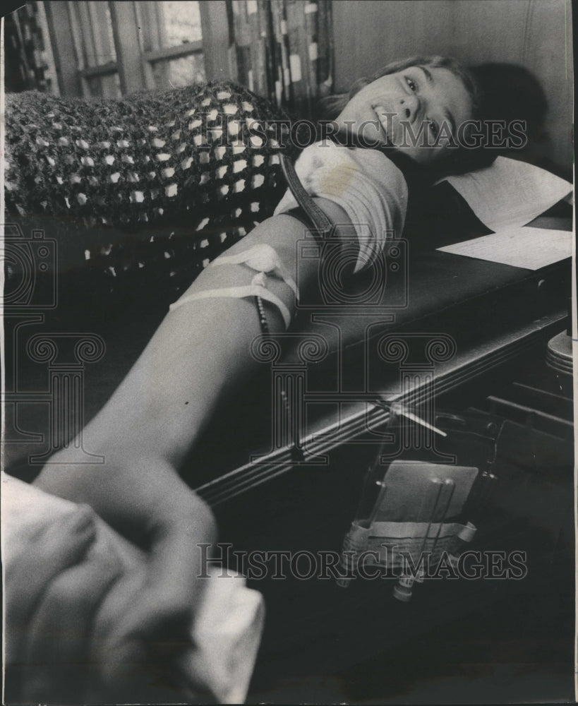 1971 Ann Dinger Donates Blood for Danny - Historic Images